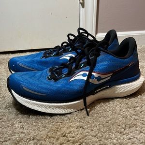 Saucony Triumph 19 size 11.5